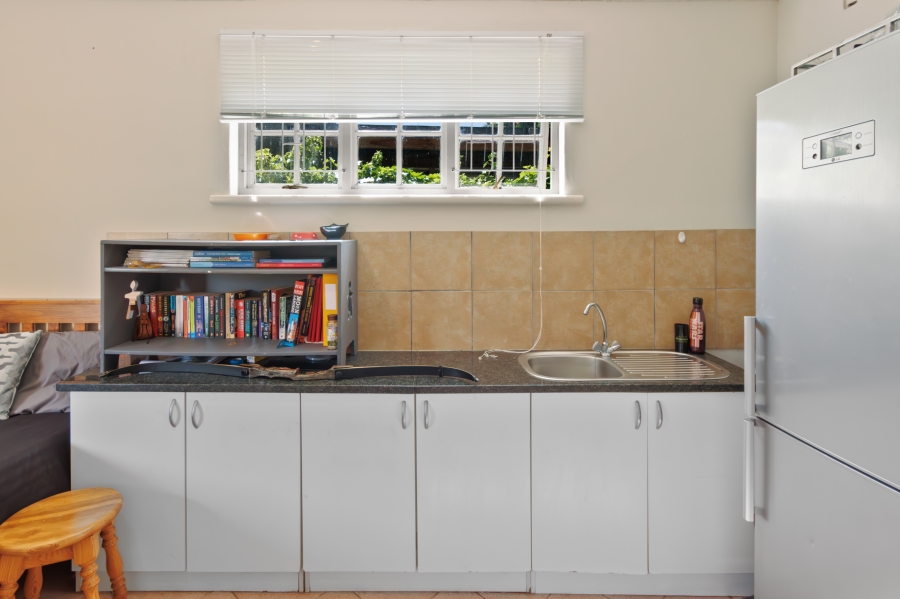 4 Bedroom Property for Sale in Morningside Western Cape